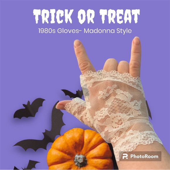 Shortie Lace Gloves/ 1980s - Picture 1 of 6